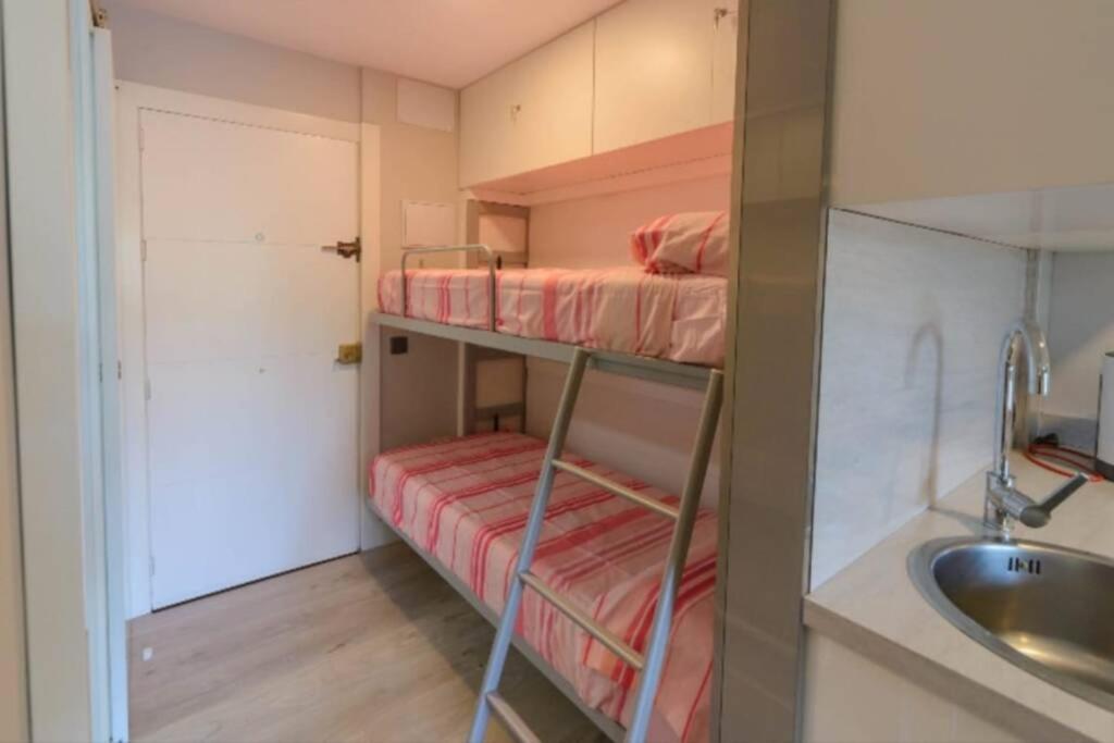 Apartamento 215. Primera Linea De Playa. Benalmadena Ngoại thất bức ảnh