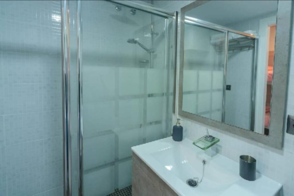 Apartamento 215. Primera Linea De Playa. Benalmadena Ngoại thất bức ảnh